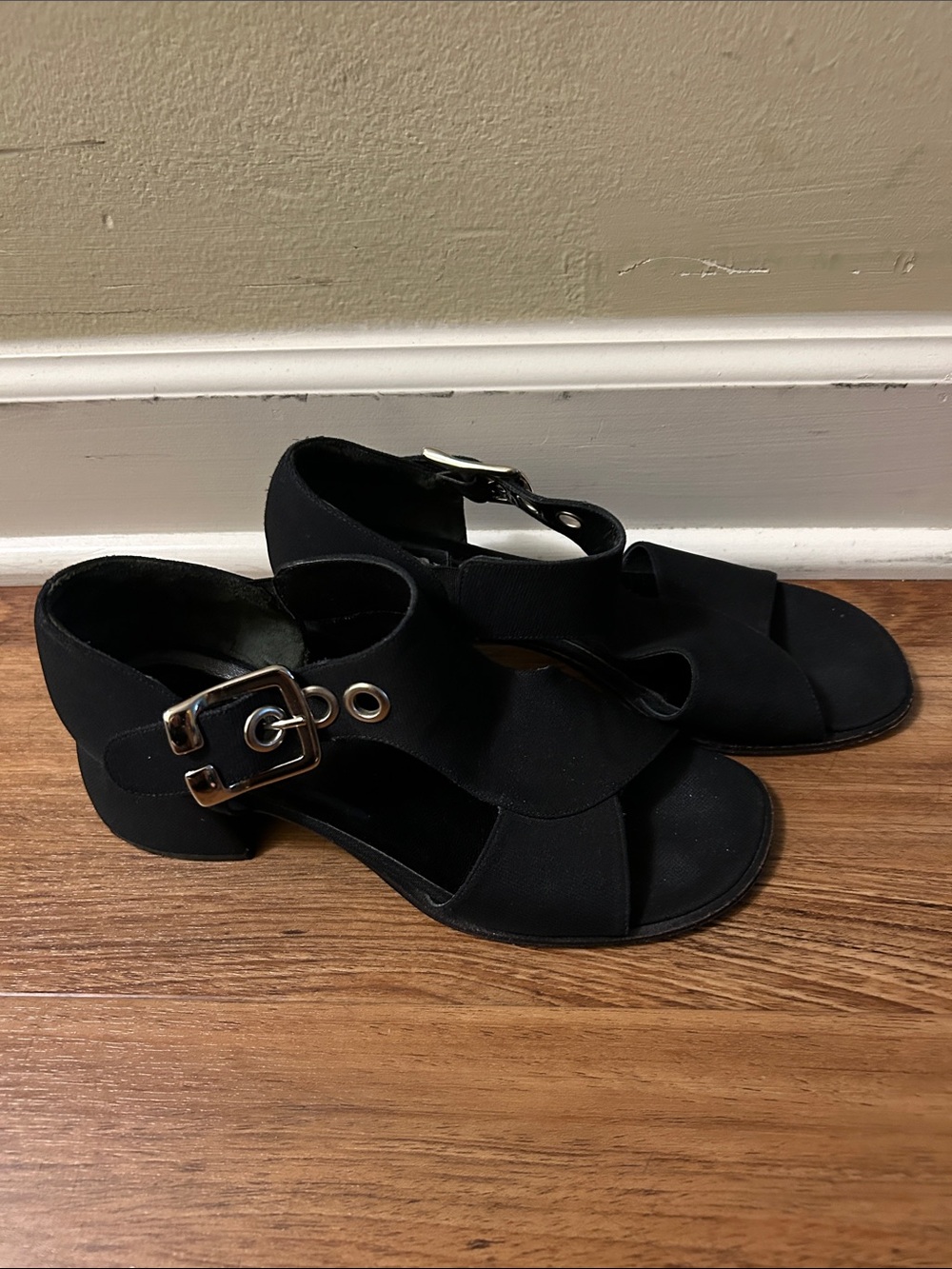 Via Spivak Black Buckle Crossover Low Heel Sandals peau de soie fabric